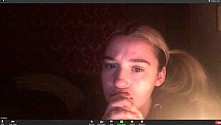 brunette jaka enjoys casual anal sex with assfucking