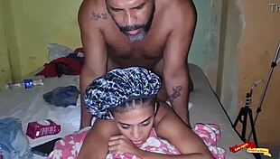 Leo Ogro Enjoys A Playful Encounter With Fiona