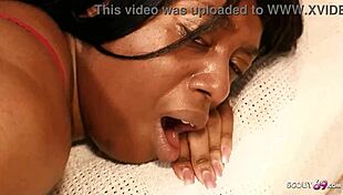 Diva starr seduces with bouncing boobs and rough fucking