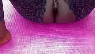 Ebony Milf Spreads Pussy During Early Morning Workout