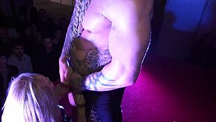 Follando En Publico Una Polla Grande With Teasing And Riding.