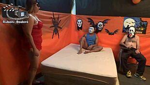 gordinha faz sexo no halloween com mr rola