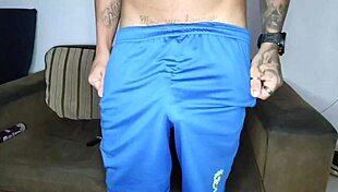 Safado Cheio de Tes�o Descarregou Sua Piroca at� Despejar Todo Leite