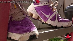 i love just walking around town in my comfy sneakers, feeling the ground under my feet