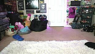 Sensual Hentai Gift: Tattooed Blonde Goddess Mommy With Blue Eyes In Cute Anime