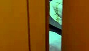 Cuidado Cuidado Casi Me Hechas La Leche En El Ojo Y Yo La Quiero En La Boquita