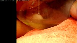 i pee on webcam outdoors for everyone to see