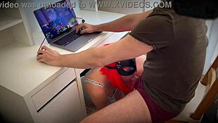 ginger girl sucked my cock while i played dota 2 😏