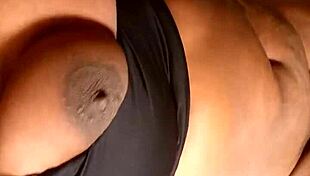 queefing pussy farts at its best with big clit 😲