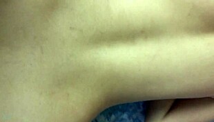 Cumshot on my girls back