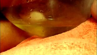 i pee on webcam outdoors for everyone to see