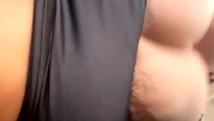 queefing pussy farts at its best with big clit 😲