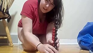 Chubby Slut with Natural Tits Masturbates and Squirts in Juicy Pussy Show