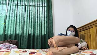 India Strips Naked And Shows Her Pussy On Camera - Natural