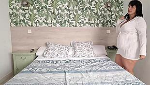 my friend's husband wants to lick my big ass during siesta?