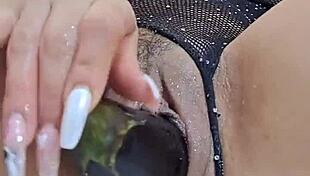 i finger my pussy and fuck it with a big eggplant for orgasm 😍