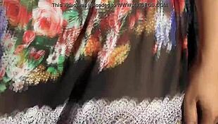 hairy mature flashes in the park!