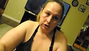 Curvy beauty teases while sucking cock