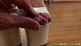 why is this babe's round ass getting toyed and gaped?