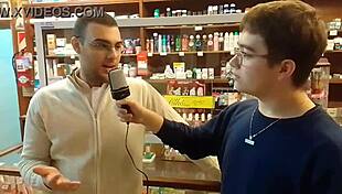 Gordo putito: 'Microfono por el orto?'