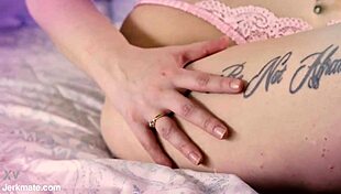 Introducing vixenminx the jerkmate tutorial girl on webcam