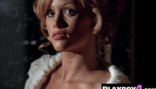 Stunning Curvy Milf Christine Smith Reveals Naked Body