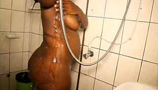 Footballer Fucks Mature Woman In Public Park