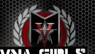 Bold lesbian sex in jacuzzi