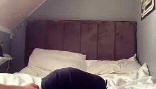 bi muslim giving an amazing blowjob 😏