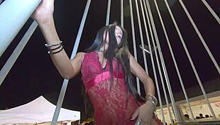 i'm watchin suzie q dance performance with voyeur elements