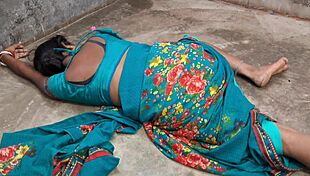 Hot Desi Newly Married Girl in Full Nude Sex