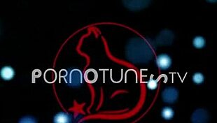 New Age Threesome With Sluty Red Cat - Milkingtable & Sexmachine