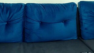 why is this teen trying anal sex all by herself?