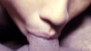 mexicana linda recibe descarga de leche en su carita