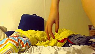 uhh my first time tryin anal with a curling iron up my tight cunt feels so intense and rough