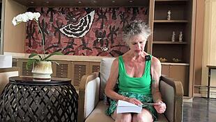 Picture this juicy british virgin losing her virginity in london