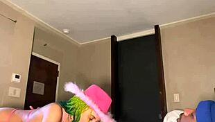 Throat and pussy stretched