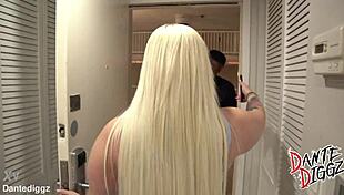 Bubble butt friends Mz Dani and Mandi May share an experience.