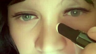 Jencakes dresses in transsexual outfit for outing