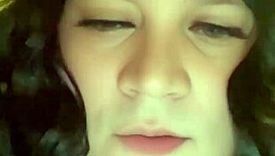 Jencakes dresses in transsexual outfit for outing