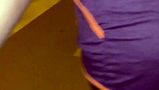 I Met the Neighbor Outdoors and Asked Her to Show Her Backside