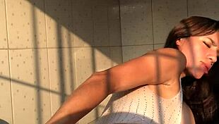 Pojď sníst mou kundu a můj malý prdel 😘