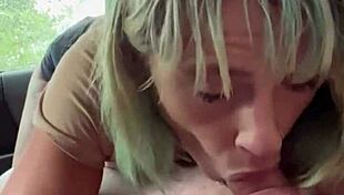 Real hooker sucks cock in car backseat