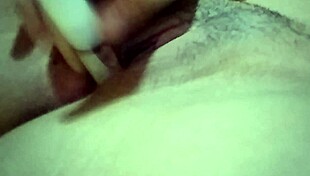 britt feels that urge to get into some solo fingering and pussy play right now