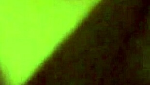 A delhi girlfriend records a sex tape with her friend