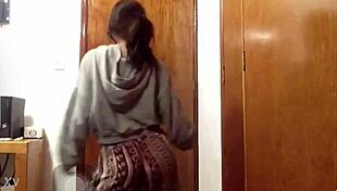 I-I love dancin' to Pon de Replay, just shakin' my body freely without any worries or stops, feelin' that rhythm take over completely.