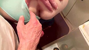 mommy's purring ass gets anal fetish treatment and cumshot in mouth at home