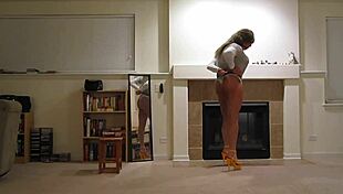 Rachel St Clair Handcuff Bondage Booty Show