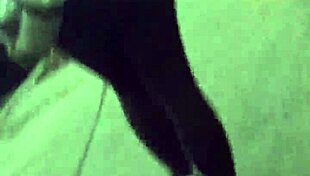 i caught a short girl with a big ass on hidden camera, candid shot