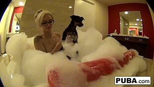 Elsa Jean SHOWS OFF her hotel room and her PUSSY in solo masturbation session